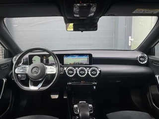 Mercedes-Benz A-Klasse Mercedes-Benz A-Klasse 200 163PK AMG Night Sfeer Apple-Carplay 19'' - afbeelding nr 17