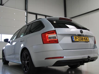 Škoda Octavia Škoda Octavia Combi 1.0 TSI 116pk DSG Style Sport | Kuipstoelen - afbeelding nr 9