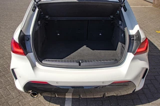 BMW 1 Serie BMW 1-serie 118i EDE Corporate Lease M Sport, Leder, Pano - afbeelding nr 25
