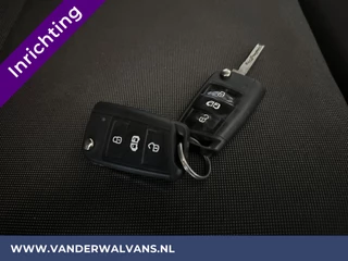 Volkswagen Crafter Android Auto, 3000kg Trekhaak, Imperiaal, Cruisecontrol, Parkeersensoren, Bijrijdersbank - afbeelding nr 18