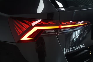 Škoda Octavia Škoda Octavia Combi 1.4 TSI iV Sport Bns - afbeelding nr 32