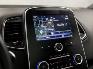 Renault Grand Scénic Renault Grand Scénic 1.2 TCe Deluxe 7 Persoons (PANORAMADAK, APPLE CARPLAY, VIRTUAL COCKPIT, NAVIGATIE, CLIMATE, STOELVERWARMING, SPORTSTOELEN, GETINT GLAS, CRUISE, NIEUWE APK, NIEUWSTAAT) - afbeelding nr 24