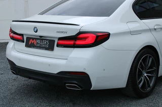BMW 5 Serie BMW 5-serie 520i M-SPORT LASER MEMORY LEDER CAMERA SFEERVERLICHTING - afbeelding nr 10