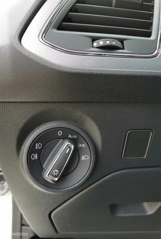 SEAT Leon Seat Leon ST 1.4 TSI FR 140PK/CRUISE/LED/DCC/PDC/MTF/TOPAUTO - afbeelding nr 12