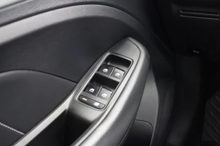 MG ZS MG ZS Luxury 45 kWh - Carplay, Panorama, Camera, Stoelverw. SOH 86% - afbeelding nr 26