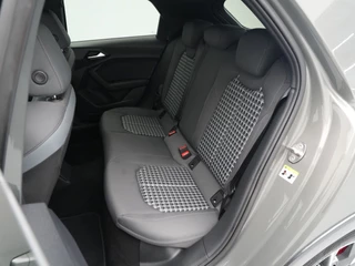 Audi A1 Achteruitrijcamera Virtual Cockpit 98 - afbeelding nr 15