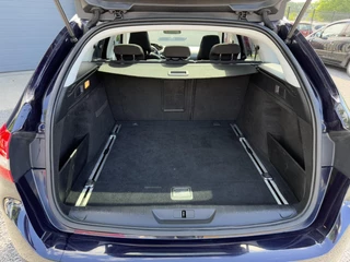 Peugeot 308 Peugeot 308 SW 1.6 BlueHDI Blue Lease Executive Pack Panodak,Camera,Navi,6 Bak,120pk,Pdc V+A,Dealer Onderhouden,Nieuwe Distributie,Apk tot 10-2025 - afbeelding nr 15