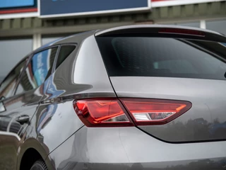 SEAT Leon | Navigatie & Apple Carplay/Android Auto | Parkeersensoren | Hoogteverstelling stoelen | Climate control | Donker getint glas | Cruise control - afbeelding nr 34