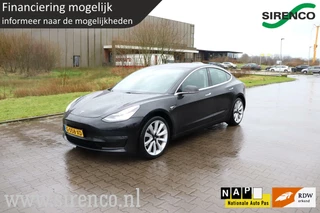 Tesla Model 3 - 68440829-0