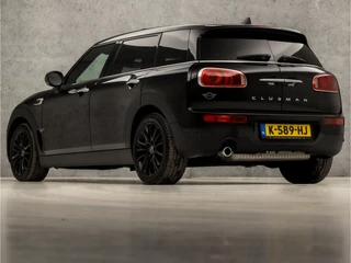 MINI Clubman Automaat (PANORAMADAK, GROOT NAVI, LEDER, STOELVERWARMING, SPORTSTOELEN, HARMAN/KARDON, LED KOPLAMPEN, KEYLESS, GETINT GLAS, NIEUWE APK, NIEUWSTAAT) - afbeelding nr 3