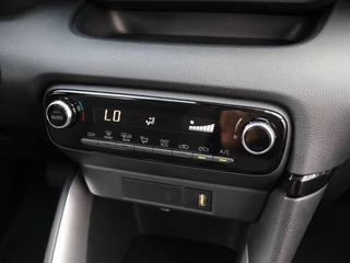 Toyota Yaris Toyota Yaris 1.5 Hybrid Active I Navi I Climate Control I Cruise Control - afbeelding nr 10