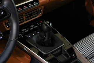 Porsche 911 Porsche 992 3.8 Sport Classic|Heritage|Burmester|PCCB|Exhaust|Lift| - afbeelding nr 10