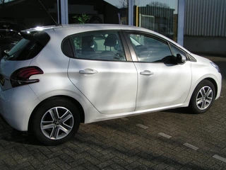 Peugeot 208 - afbeelding nr 2