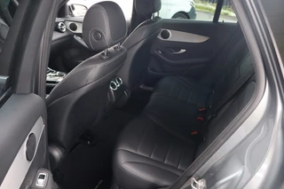 Mercedes-Benz GLC Mercedes-Benz GLC 250 4MATIC | AMG | Leer | Cruise | LED - afbeelding nr 14