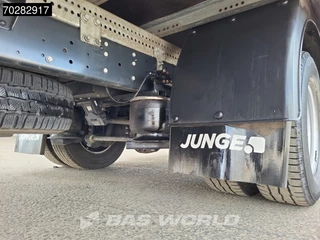Iveco Daily Iveco Daily 70C21 3.0L Automaat Luchtvering Laadklep Dubbellucht 210PK Airco Cruise Camera Meubelbak Koffer 36m3 Airco Cruise control - afbeelding nr 11