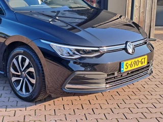 Volkswagen Golf Volkswagen Golf 1.5 eTSI R-Line Business+ | LED | Trekhaak | All-seasons | ACC | Keyless | Stoelverwarming | - afbeelding nr 60