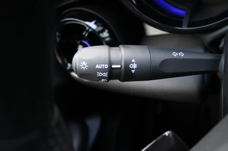 Alfa Romeo Junior Direct beschikbaar | Navigatie | Adaptieve Cruise | Led | Camera | Stoelverwarming - afbeelding nr 23