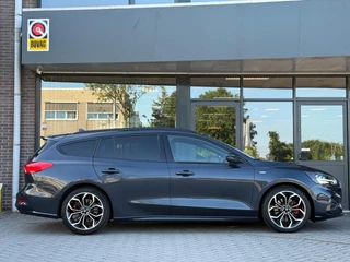Ford Focus Ford Focus Wagon 1.0 EcoBoost ST Line Bsns - Blue Panther - Carplay/B&O/Adapt Cruise - afbeelding nr 27