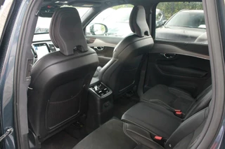 Volvo XC90 Volvo XC90 T8 Recharge AWD R-Design | Longe Range | Panoramadak | Stoelverwarming | BLIS | Trekhaak | Harman / Kardon | Glossy Black | Keyless - afbeelding nr 26