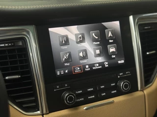 Porsche Macan Porsche Macan 3.0 GTS Burmester ACC Pano Cognac L Chrono Vol geoptioneerd Onderhoudshistorie Distronic Flippers Stoelkoeling/verwa - afbeelding nr 54