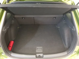 Volkswagen Taigo Volkswagen Taigo 1.5 TSI 150pk DSG/AUT R-Line Camera, IQ.Light, ACC - afbeelding nr 26