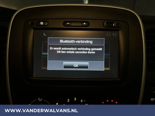Renault Trafic Renault Trafic 1.6 dCi L1H1 Euro6 Airco | Navigatie | Cruisecontrol | Trekhaak | Parkeersensoren Bijrijdersbank - afbeelding nr 12