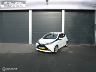 Toyota Aygo Toyota Aygo 1.0 VVT-i x-play - afbeelding nr 2