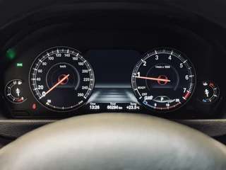 BMW 3 Serie BMW 3 Serie Touring 320i Edition M-Sport | Leder | NaviProf | CarPlay - afbeelding nr 14
