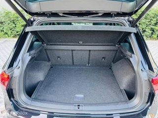 Volkswagen Tiguan Volkswagen Tiguan 2.0 TSI 3x R line Pano Acc 4motion Led - afbeelding nr 23