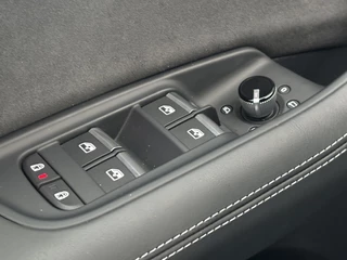 Audi Q8 Audi Q8 60 TFSIe Competition 23
