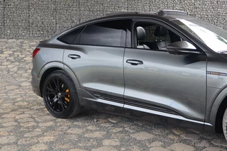 Audi e-tron Audi e-tron Sportback 55 quattro S Line | Geen import | Schuifdak | B&O | Camera | Com - afbeelding nr 14