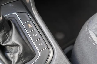 Volkswagen Tiguan Volkswagen Tiguan 1.4 TSI 4Motion Highline Business R - Trekhaak - Standkachel - Stoelverwarming & stuurwielverwarming - Parkeercamera - Climate Control - Cruise Control - LED - - afbeelding nr 26