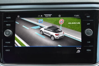 Volkswagen T-Roc Volkswagen T-Roc Cabrio 1.5 TSI 150PK | Camera | Navigatie | DAB | Stoelverwarming | PDC rondom | LM-Velgen - afbeelding nr 53