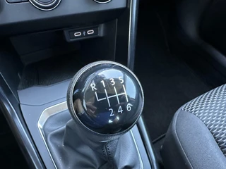 Volkswagen T-Roc Volkswagen T-Roc 1.0 TSI Style Adaptive Cruise CarPlay Navi LED Climate Stoelverwarming - afbeelding nr 15