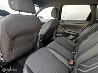 Volkswagen Polo Volkswagen Polo 1.0 TSI R-LINE 95PK/DSG/NAV/ACC/CAMERA/DAB/ - afbeelding nr 36