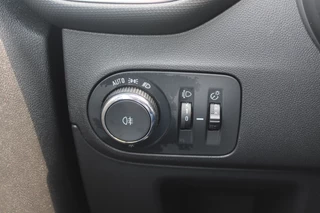 Opel Crossland Opel Crossland 1.2 Turbo Elegance / NL Auto! / Trekhaak / Camera / Keyless / Navigatie / 16'' / LED Koplampen / Cruise Control - afbeelding nr 29