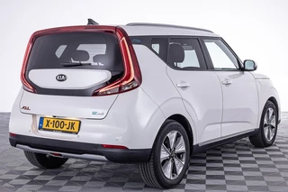 Kia e-Soul Kia e-Soul DynamicPlusLine 64 kWh | NAVI | ECC | PDC - afbeelding nr 28