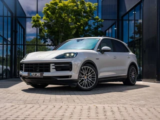 Porsche Cayenne V6 E-Hybrid - Sport Exhaust - PASM - HUD - ACC - Pano - BOSE - Passenger Display
