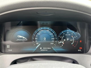 Jaguar XF Jaguar XF 2.0 200pk Automaat R-Sport,Portfolio,Navi,Xenon,18
