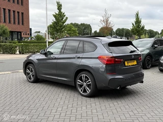 BMW X1 BMW X1 xDrive20i M Sport Panodak Navi HUD Harman Trekhaak Camera - afbeelding nr 9