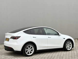 Tesla Model Y Tesla Model Y Long Range AWD 75 kWh - SOH 92 % - trekhaak - afbeelding nr 4