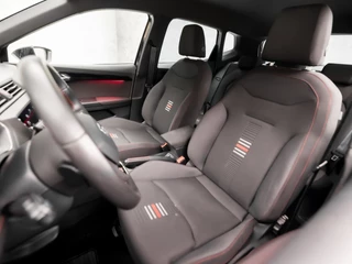 SEAT Arona SEAT Arona 1.0 TSI FR Sport Automaat (APPLE CARPLAY, GROOT NAVI, CLIMATE, STOELVERWARMING, SPORTSTOELEN, SFEERVERLICHTING, GETINT GLAS, PARKEERSENSOREN, CRUISE, NIEUWSTAAT) - afbeelding nr 14
