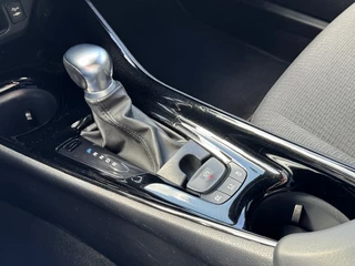 Toyota C-HR Toyota C-HR 1.8 HYBRID AUT. TWO-TONE LED NAVI CAMERA AIRCO LMV - afbeelding nr 10