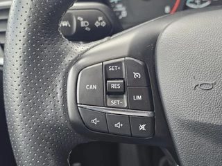 Ford Fiesta Ford Fiesta 1.0 EcoBoost ST-Line Navigatie | Cruise control | Led dagrijverlichting | Climate control | PDC | Lane assist | Dealeronderhouden! - afbeelding nr 16