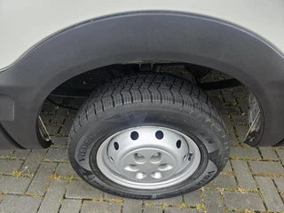 Iveco Daily Iveco Daily 35S15V 330 L2H2 Airco 146 PK 3500 KG euro 5 - afbeelding nr 24