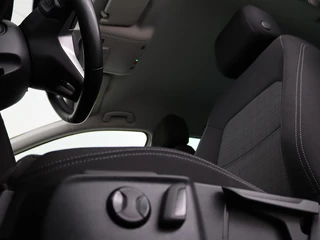 Volkswagen Passat Volkswagen Passat 2.0 TDI Comfort Business | Stoelverwarming |  Camera | Adaptive cruise | Carplay | Massage | Navigatie | Full LED | Parkeerhulp - afbeelding nr 6