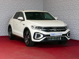 Volkswagen T-Roc Volkswagen T-Roc 1.5 TSI 150PK R-LINE EVO IQ LIGHT ALCANTARA ELEK.KLEP CARPLAY STOEL/STUUR VERW. 18