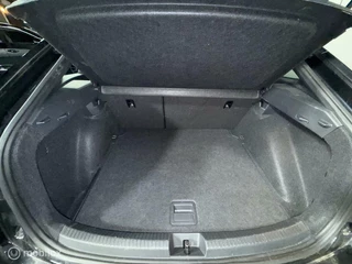 Volkswagen Taigo Volkswagen Taigo 1.5 TSI R-Line Business DSG | CARPLAY|CLIMA - afbeelding nr 39