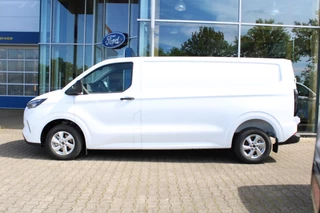 Ford Transit Custom Ford Transit Custom 300 2.0 TDCI L2H1 Trend Nieuw | 136pk | Trekhaak | Navigatie | Lichtmetalen velgen | Laadruimteverlichting LED - afbeelding nr 3