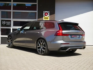 Volvo V60 Volvo V60 2.0 T8 Twin Engine AWD Polestar Engineered bowers & wilkins FULL OPTION - afbeelding nr 3